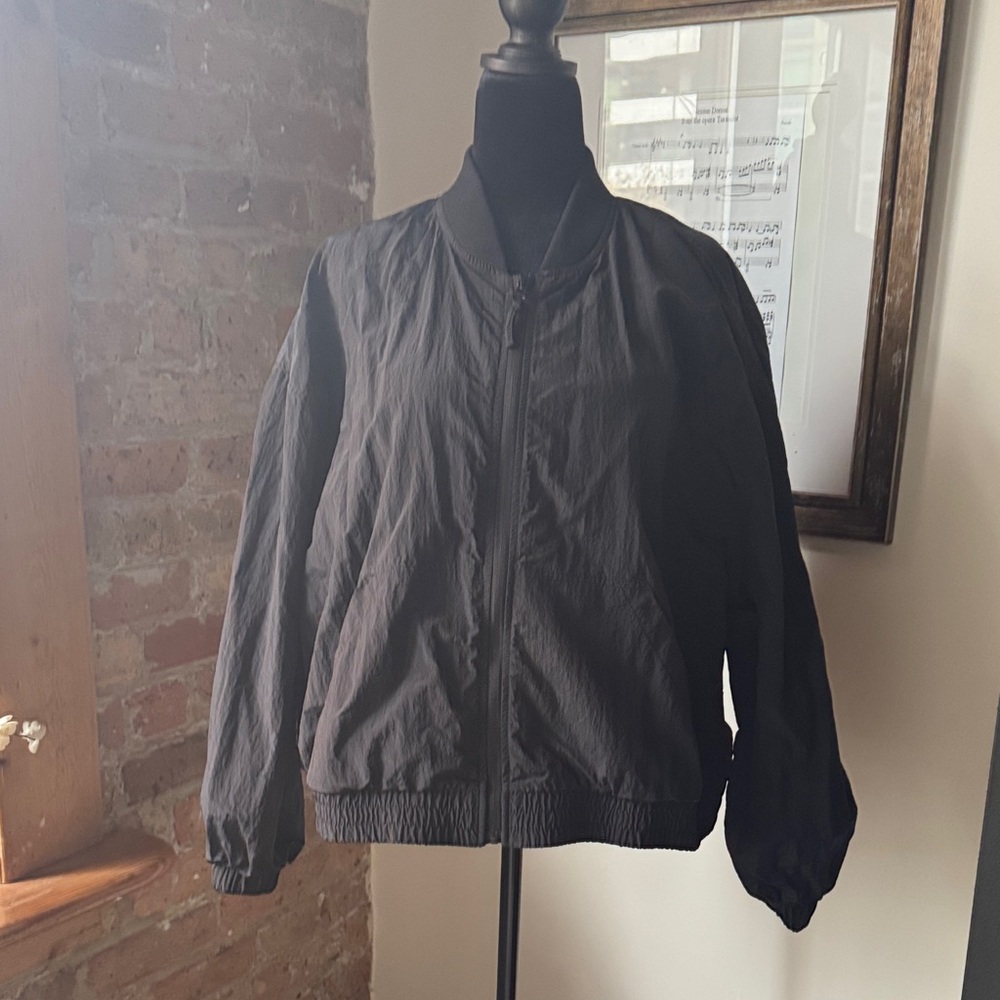 Old Navy Women’s Black Bomber Jacket